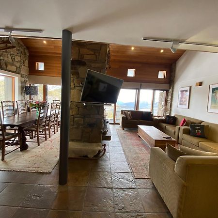 Alpine Woodsmoke Apartments Falls Creek Eksteriør bilde