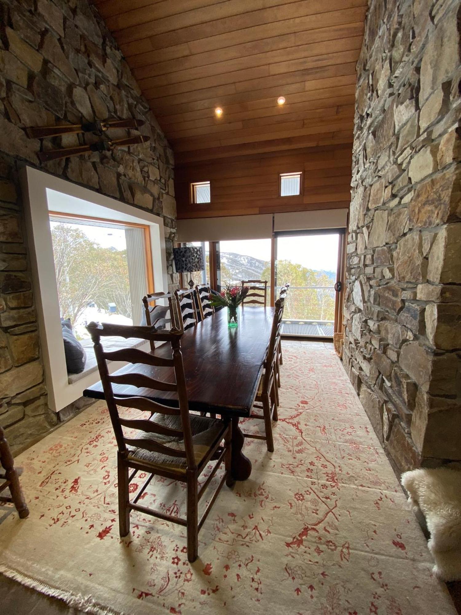 Alpine Woodsmoke Apartments Falls Creek Eksteriør bilde