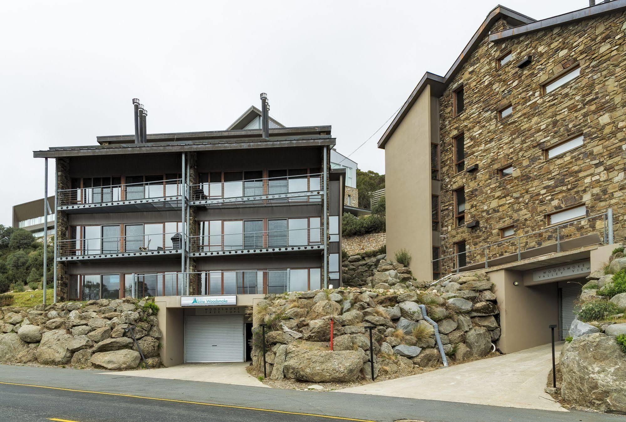 Alpine Woodsmoke Apartments Falls Creek Eksteriør bilde